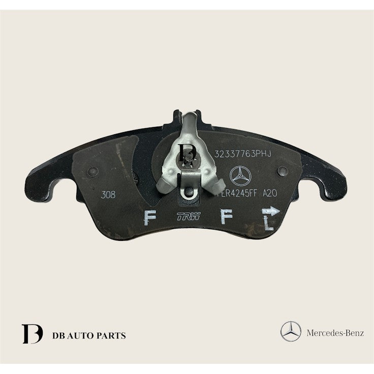 MERCEDES BENZ W204 W212 FRONT BRAKE PADS (0054201020)90054201320)(0074205820)(0064202820)(0054201620)(0074207520)