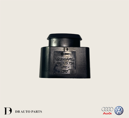 100% ORIGINAL VOLKSWAGEN GOLF JETTA AUDI A3 A4 A6 Q5 Q7 R8 TT IGNITION COIL CONNECTOR HOUSING (4B0973724)